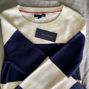 Cream and Navy light weight sweater